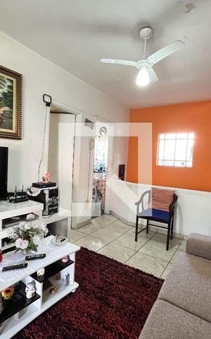 Casa à venda com 300m², 5 quartos e 2 vagas Casa à venda com 300m², 5 quartos e 2 vagasSala 1