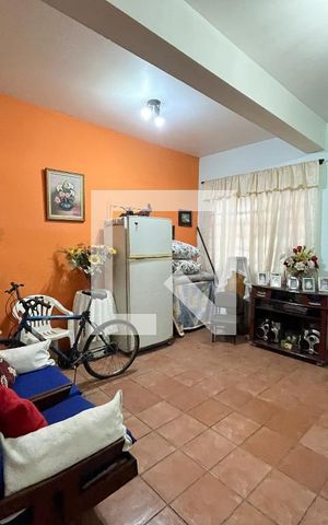 Casa à venda com 300m², 5 quartos e 2 vagas Casa à venda com 300m², 5 quartos e 2 vagasSala 2