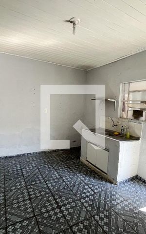 Casa à venda com 300m², 5 quartos e 2 vagas Casa à venda com 300m², 5 quartos e 2 vagasSala 3/Cozinha 2