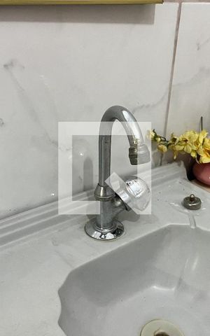 Casa à venda com 300m², 5 quartos e 2 vagas Casa à venda com 300m², 5 quartos e 2 vagasLavabo