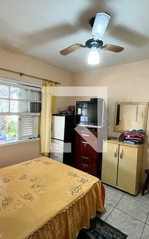 Casa à venda com 300m², 5 quartos e 2 vagas Casa à venda com 300m², 5 quartos e 2 vagasQuarto 2
