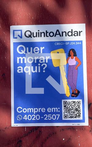 Casa à venda com 300m², 5 quartos e 2 vagas Casa à venda com 300m², 5 quartos e 2 vagasPlaquinha