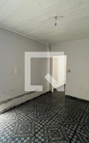 Casa à venda com 300m², 5 quartos e 2 vagas Casa à venda com 300m², 5 quartos e 2 vagasQuarto 3