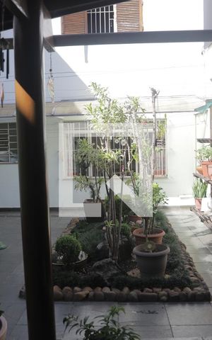 Casa à venda com 312m², 3 quartos e 2 vagasQuintal