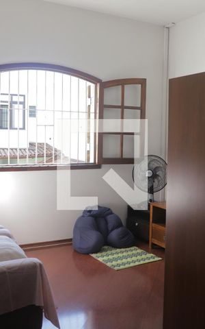 Casa à venda com 312m², 3 quartos e 2 vagasSuite Master