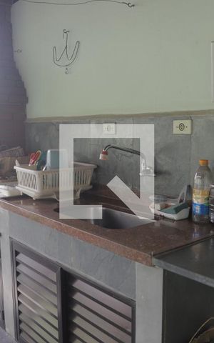 Casa à venda com 312m², 3 quartos e 2 vagasChurrasqueira