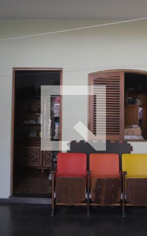 Casa à venda com 312m², 3 quartos e 2 vagasEdícula 