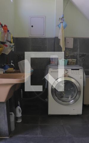 Casa à venda com 312m², 3 quartos e 2 vagasÁrea de Serviço
