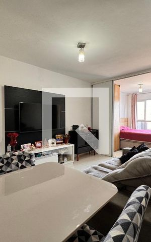 Apartamento à venda com 38m², 1 quarto e 1 vaga Apartamento à venda com 38m², 1 quarto e 1 vagaSala