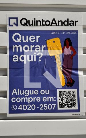 Apartamento à venda com 38m², 1 quarto e 1 vaga Apartamento à venda com 38m², 1 quarto e 1 vagaInstalação da plaquinha