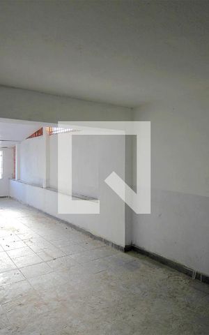 Casa para alugar com 80m², 2 quartos e 3 vagasGaragem