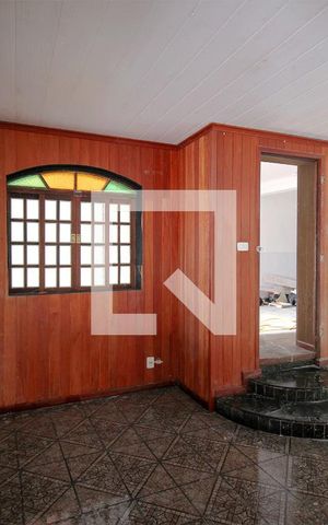 Casa para alugar com 80m², 2 quartos e 3 vagasSala