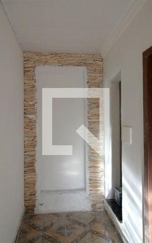 Casa para alugar com 80m², 2 quartos e 3 vagasCorredor