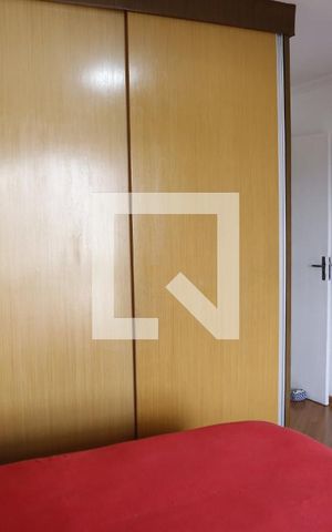 Casa à venda com 180m², 3 quartos e 2 vagasSuíte
