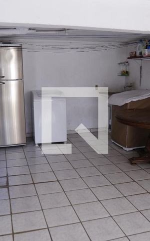 Casa à venda com 180m², 3 quartos e 2 vagasÁrea de Serviço