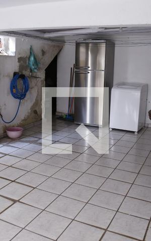 Casa à venda com 180m², 3 quartos e 2 vagasÁrea de Serviço