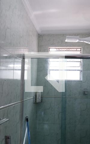 Casa à venda com 180m², 3 quartos e 2 vagasBanheiro da Suíte