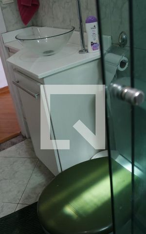 Casa à venda com 180m², 3 quartos e 2 vagasBanheiro da Suíte