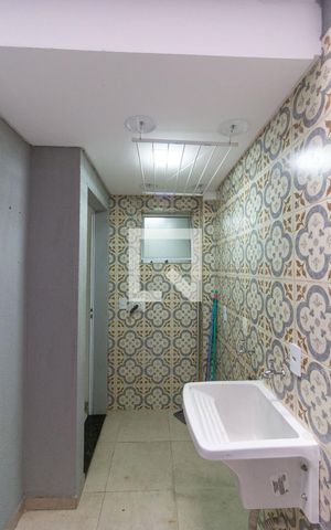 Apartamento para alugar com 39m², 2 quartos e sem vagaÁrea comum