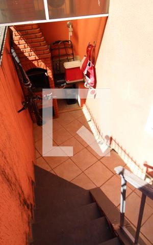 Casa à venda com 120m², 3 quartos e 2 vagasÁrea de Serviço