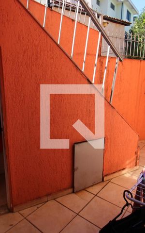 Casa à venda com 120m², 3 quartos e 2 vagasÁrea de Serviço
