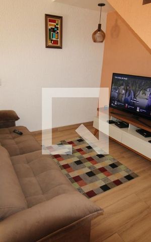 Casa à venda com 120m², 3 quartos e 2 vagasSala