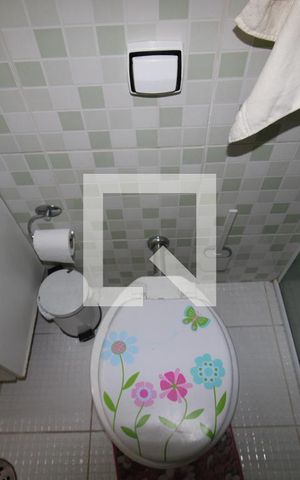 Casa à venda com 120m², 3 quartos e 2 vagasBanheiro