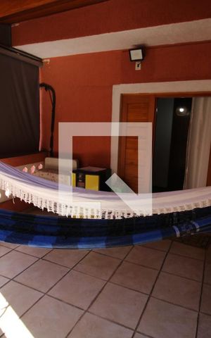 Casa à venda com 120m², 3 quartos e 2 vagasQuarto 2 - Varanda