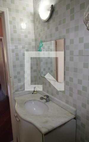 Casa à venda com 120m², 3 quartos e 2 vagasBanheiro