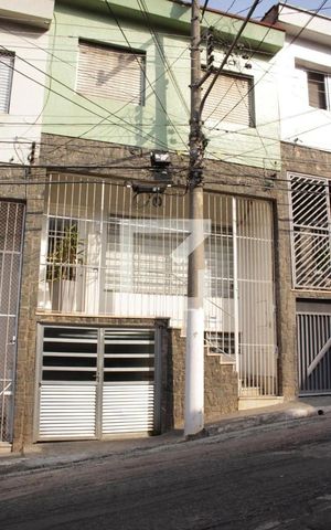 Casa à venda com 191m², 3 quartos e 5 vagasFachada