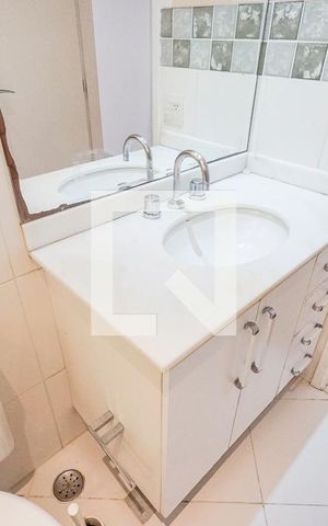 Apartamento à venda com 98m², 4 quartos e 2 vagas Apartamento à venda com 98m², 4 quartos e 2 vagasPia