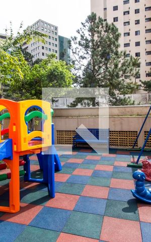 Apartamento para alugar com 99m², 3 quartos e 2 vagasÁrea comum - Playground
