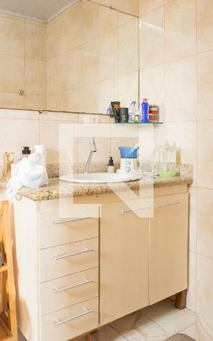 Casa à venda com 250m², 3 quartos e 3 vagas Casa à venda com 250m², 3 quartos e 3 vagasBaheiro - Suíte 2