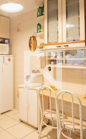 Casa à venda com 250m², 3 quartos e 3 vagas Casa à venda com 250m², 3 quartos e 3 vagasCozinha