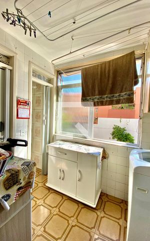 Apartamento à venda com 82m², 3 quartos e 1 vaga Apartamento à venda com 82m², 3 quartos e 1 vagaÁrea de Serviço
