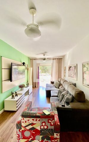 Apartamento à venda com 82m², 3 quartos e 1 vaga Apartamento à venda com 82m², 3 quartos e 1 vagaSala