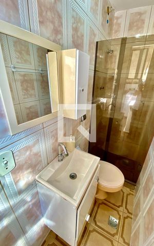 Apartamento à venda com 82m², 3 quartos e 1 vaga Apartamento à venda com 82m², 3 quartos e 1 vagaBanheiro de Serviço