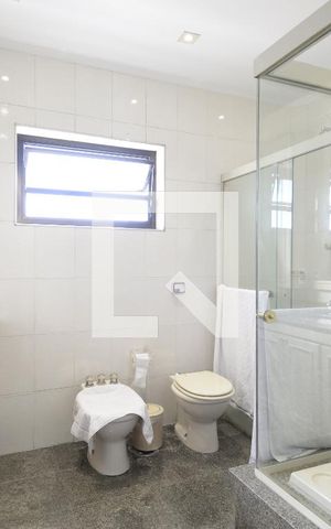 Apartamento à venda com 540m², 5 quartos e 5 vagasBanheiro 