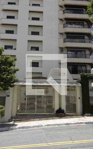 Apartamento à venda com 540m², 5 quartos e 5 vagasFachada