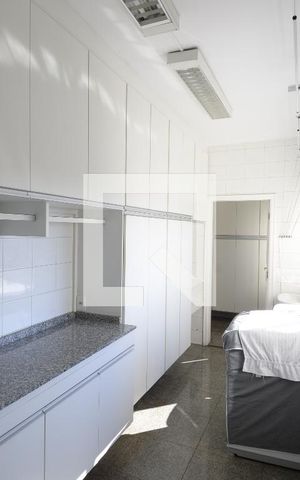 Apartamento à venda com 540m², 5 quartos e 5 vagasÁrea de Serviço
