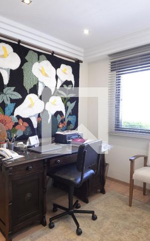 Apartamento à venda com 540m², 5 quartos e 5 vagasQuarto 
