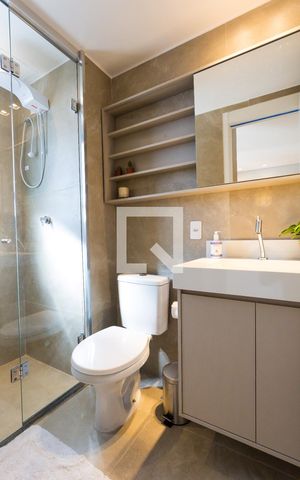 Studio para alugar com 26m², 1 quarto e sem vaga Studio para alugar com 26m², 1 quarto e sem vagaBanheiro