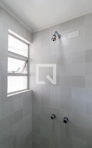 Apartamento para alugar com 110m², 3 quartos e 1 vaga Apartamento para alugar com 110m², 3 quartos e 1 vagaDetalhe do banheiro