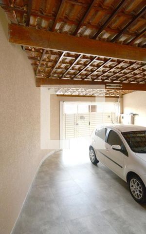 Casa à venda com 120m², 3 quartos e 2 vagasGaragem