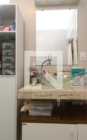 Casa à venda com 120m², 3 quartos e 2 vagasBanheiro da Suíte