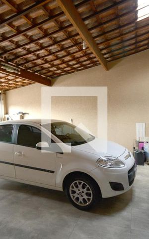 Casa à venda com 120m², 3 quartos e 2 vagasGaragem