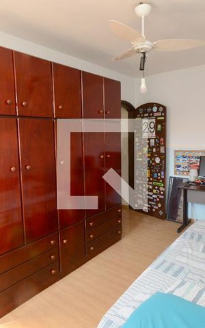 Casa à venda com 120m², 3 quartos e 2 vagasQuarto 3