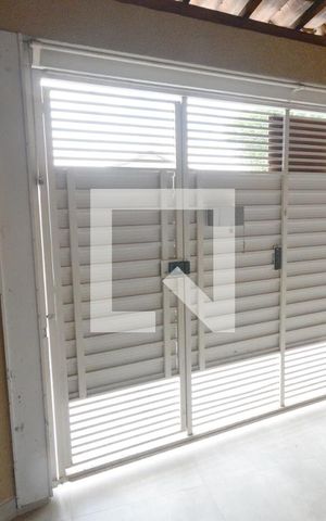 Casa à venda com 120m², 3 quartos e 2 vagasGaragem