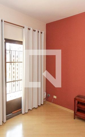 Casa à venda com 290m², 3 quartos e 4 vagas Casa à venda com 290m², 3 quartos e 4 vagasQuarto