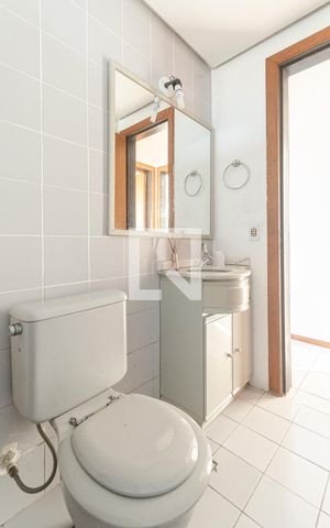 Apartamento para alugar com 60m², 2 quartos e 1 vaga Apartamento para alugar com 60m², 2 quartos e 1 vagaBanheiro